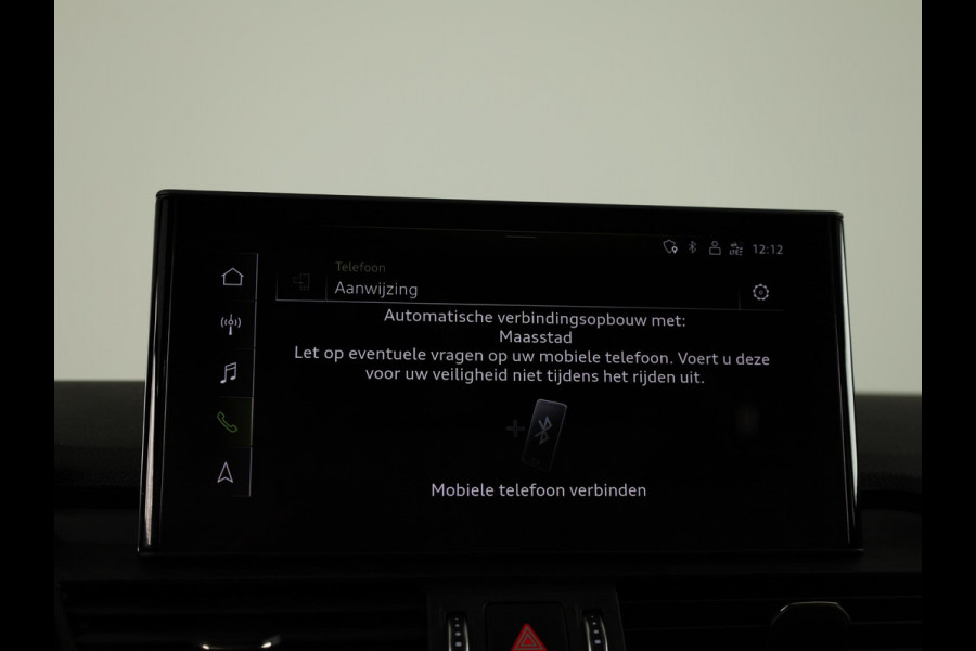 Audi Q5 50 TFSI e S edition 299pk | Panoramadak | Navigatie | Parkeercamera | Stoelverwarming | S-line interieur