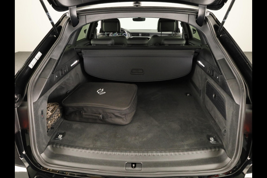Audi A6 Avant 55 TFSI e quattro Competition 367pk | SOH 91,94% | Navigatie | Matrix koplampen | 19 Inch Lichtmetalen velgen | Sporstoelen | S-line interieur