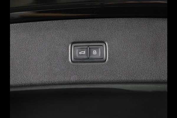 Audi Q5 Sportback 55 TFSI e S edition Competition 367pk | Panoramadak | Trekhaak | Head uo Display | B&O Premium Audio | Verlengde garantie | S-line interieur