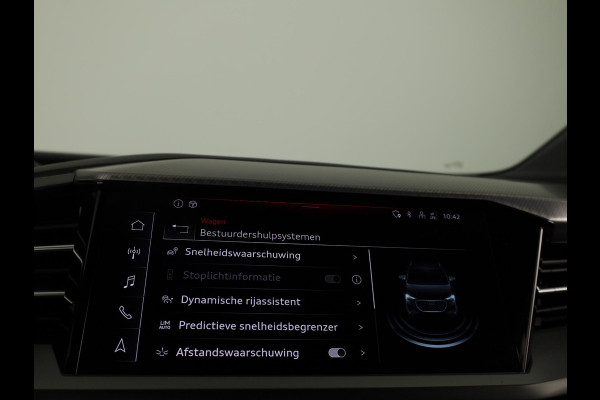 Audi Q4 e-tron 40 Launch edition Advanced Plus 77 kWh 204pk | SOH 96,23% | Navigatie | Parkeercamera | Matrix | Adaptieve cruise controle