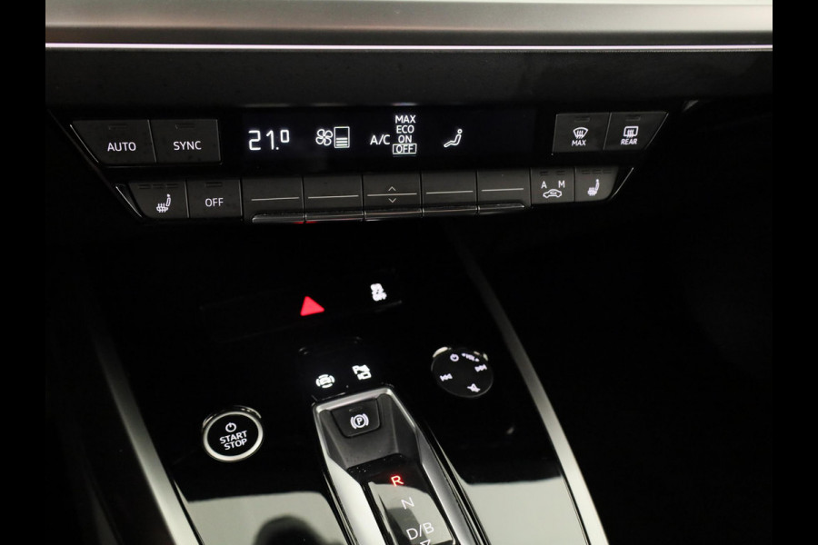 Audi Q4 e-tron 40 Launch edition Advanced Plus 77 kWh 204pk | SOH 96,23% | Navigatie | Parkeercamera | Matrix | Adaptieve cruise controle