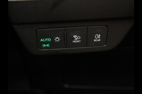 Audi Q4 e-tron 40 Launch edition Advanced Plus 77 kWh 204pk | SOH 96,23% | Navigatie | Parkeercamera | Matrix | Adaptieve cruise controle