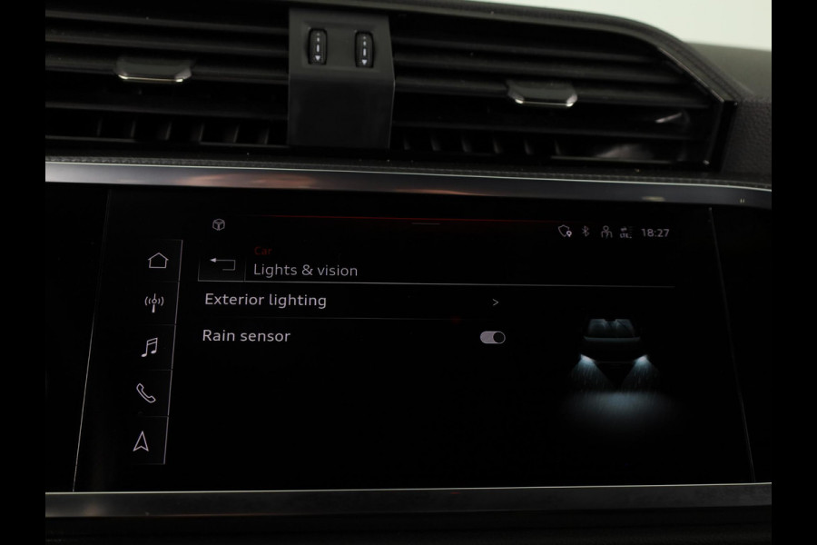 Audi Q3 Sportback 35 TFSI S Edition 150pk | Navigatiee | Parkeercamera | S-line interieur | Cruise controle |