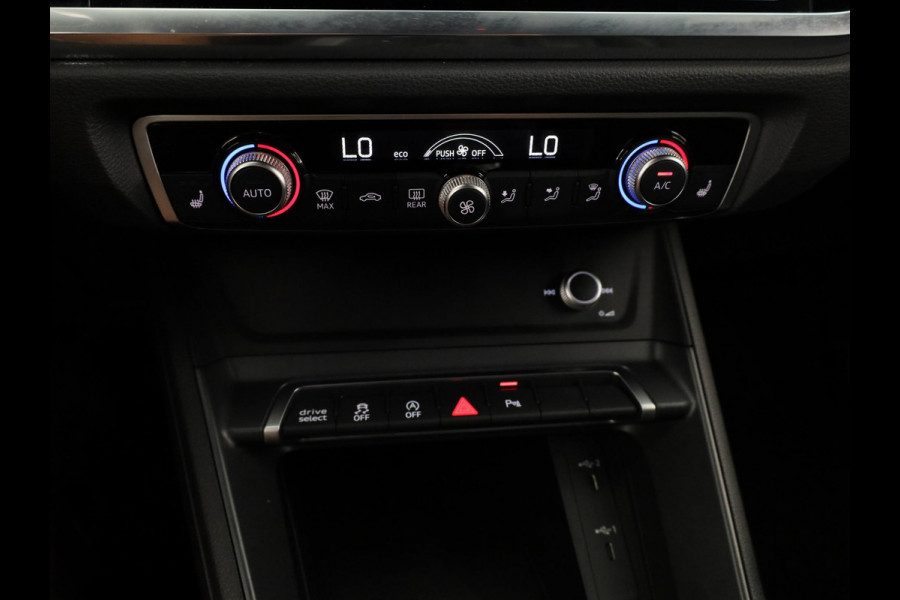 Audi Q3 Sportback 35 TFSI S Edition 150pk | Navigatiee | Parkeercamera | S-line interieur | Cruise controle |
