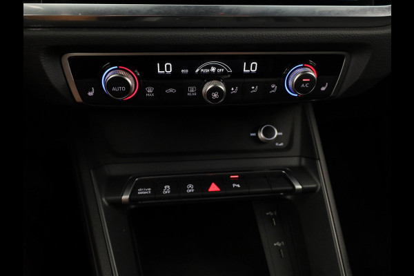 Audi Q3 Sportback 35 TFSI S Edition 150pk | Navigatiee | Parkeercamera | S-line interieur | Cruise controle |
