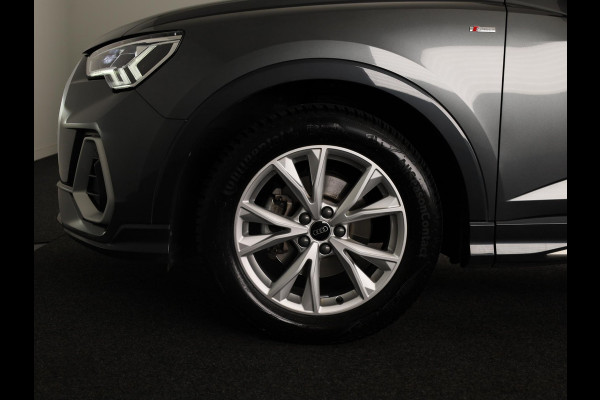 Audi Q3 Sportback 35 TFSI S Edition 150pk | Navigatiee | Parkeercamera | S-line interieur | Cruise controle |