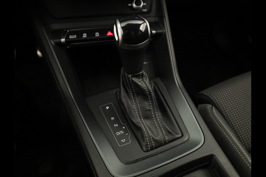 Audi Q3 Sportback 35 TFSI S Edition 150pk | Navigatiee | Parkeercamera | S-line interieur | Cruise controle |