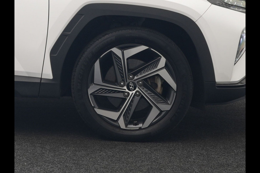 Hyundai Tucson 1.6 T-GDI Comfort Smart 4WD PHEV 265pk | Panodak | Adaptive Cruise | Camera | Krell Audio | Stoelverwarming | Apple Carplay | Virtual | Stuurverwarming | Navigatie | DAB | 19"L.M | Plug In Hybrid |
