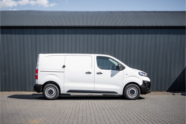 Opel Vivaro 1.5 L2H1 | 3-Zits | 1e Eigenaar | Cruise | PDC | Airco