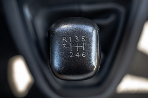 Opel Vivaro 1.5 L2H1 | 3-Zits | 1e Eigenaar | Cruise | PDC | Airco
