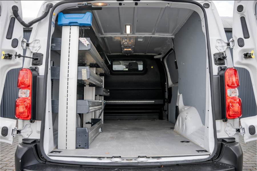 Opel Vivaro 1.5 | 3-Zits | 1e Eigenaar | Camera | Inrichting | Cruise | Airco | Trekhaak