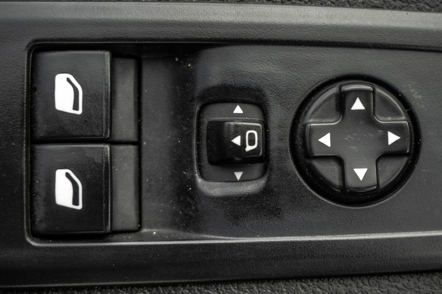 Opel Vivaro 1.5 | 3-Zits | 1e Eigenaar | Camera | Inrichting | Cruise | Airco | Trekhaak