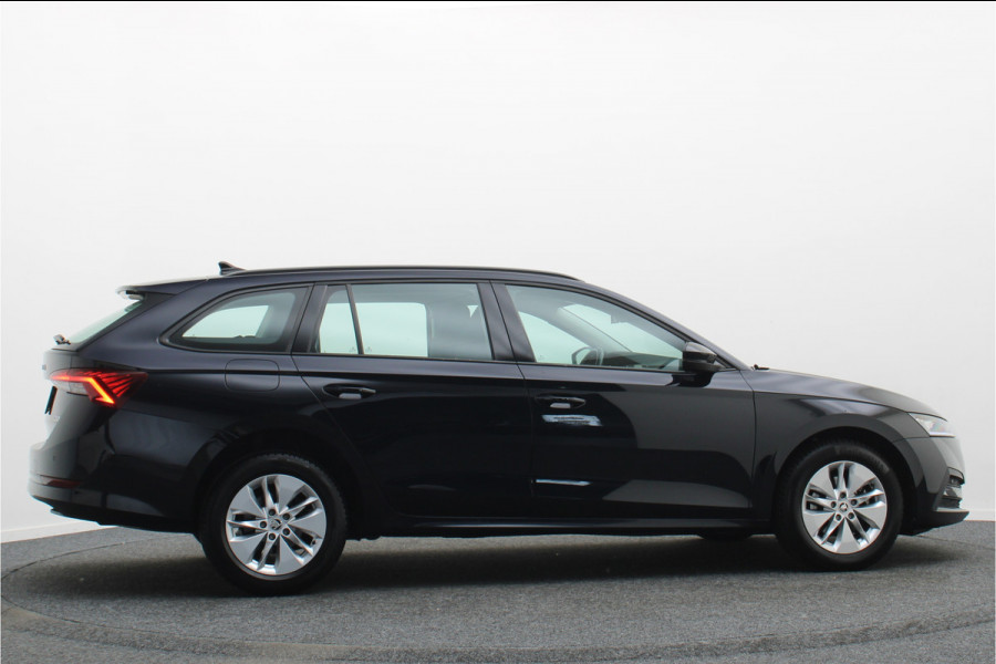 Škoda Octavia Combi 1.0 e-TSI DSG Business Edition Virtual Cockpit, Cruise, Apple Carplay, Rijstrooksensor, LED, DAB, PDC, 16''