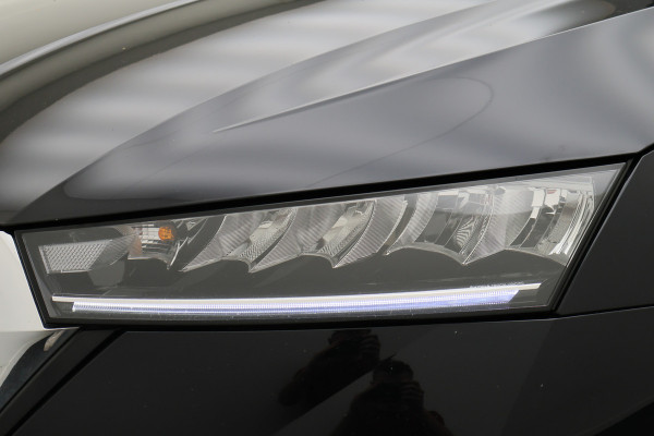 Škoda Octavia Combi 1.0 e-TSI DSG Business Edition Virtual Cockpit, Cruise, Apple Carplay, Rijstrooksensor, LED, DAB, PDC, 16''