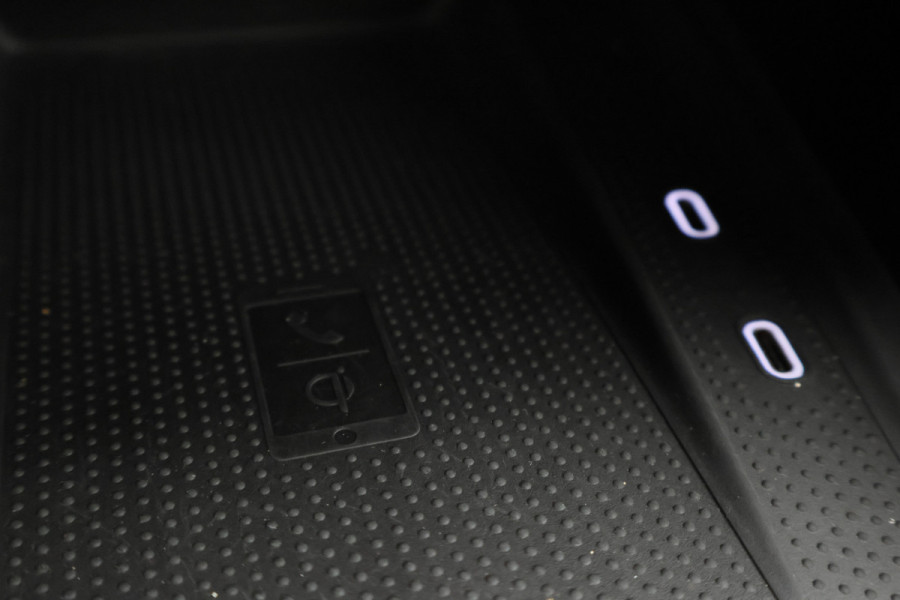 Škoda Octavia Combi 1.0 e-TSI DSG Business Edition Virtual Cockpit, Cruise, Apple Carplay, Rijstrooksensor, LED, DAB, PDC, 16''