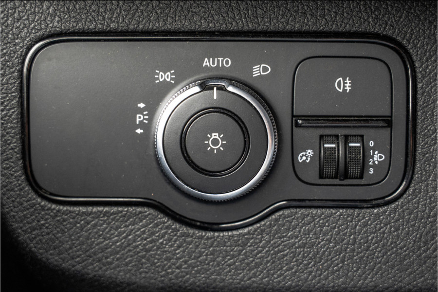 Mercedes-Benz Sprinter 311 CDI RWD L2H2 | Volledig Ingericht | Mbux | Camera | Navi | Climatronic