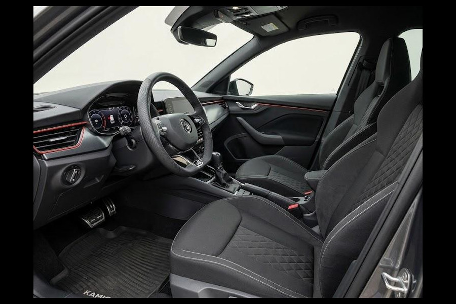 Škoda Kamiq 1.0 TSI Sport Business 110pk | Panoramadak | Navigatie | Parkeercamera | Cirtual Cockpit | Led koplampen | 18 inch Lichtmetalen velgen