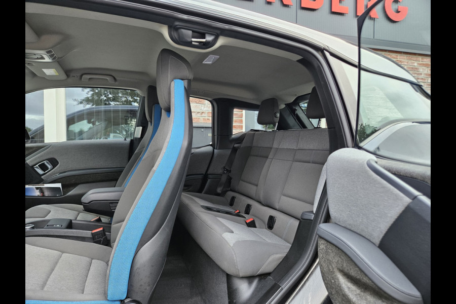 BMW i3 Basis iPerformance 94Ah 33 kWh LED! Camera! Nette Auto! NAP! Navigatie!!