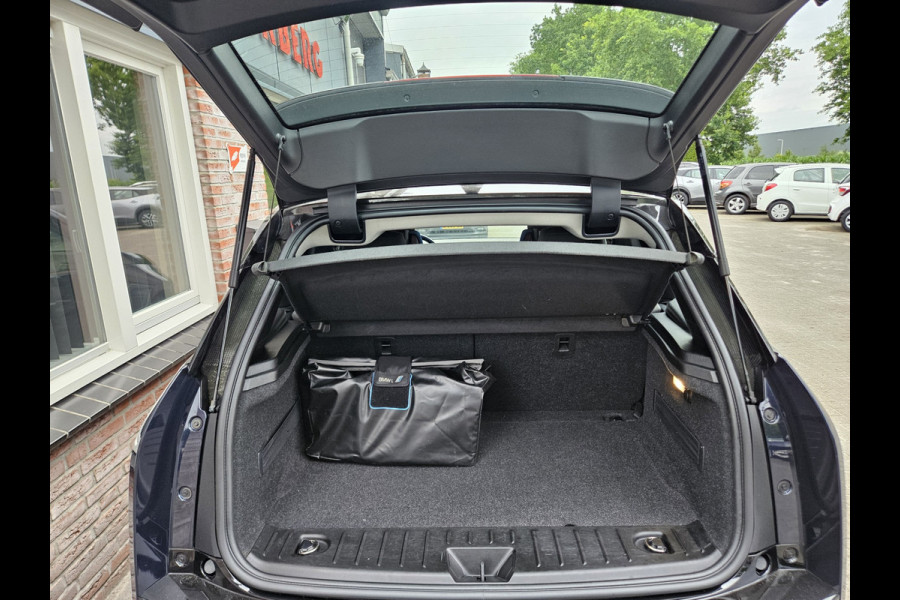 BMW i3 Basis iPerformance 94Ah 33 kWh LED! Camera! Nette Auto! NAP! Navigatie!!