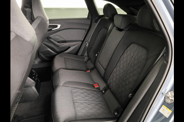 Audi A5 Avant 2.0 e-hybrid quattro S edition 299 pk S-tronic | Verlengde garantie | Navigatie | Parkeersensoren (Park assist) | Rondomzicht camera | Matrix LED koplampen | Multimedia scherm passagier | S-Line |