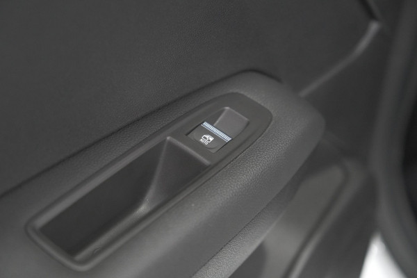 Renault Captur 1.6 E-Tech Full Hybrid 145 Techno | Trekhaak | Camera | Navigatie | Parkeersensoren | Climate Control