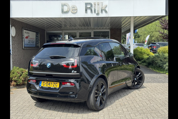 BMW i3 S 120Ah 42 kWh RoadStyle Edition | Pano, Leder, Navi, Camera, Stoelverw., Cruise | NAP | Dealeronderhouden |