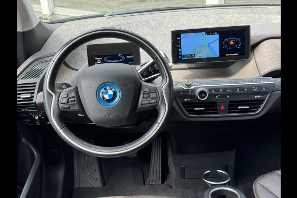 BMW i3 S 120Ah 42 kWh RoadStyle Edition | Pano, Leder, Navi, Camera, Stoelverw., Cruise | NAP | Dealeronderhouden |