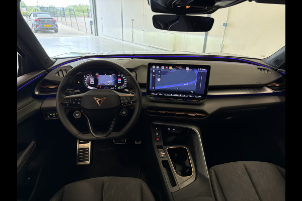 CUPRA Terramar 1.5 eTSI 150PK BUSINESS HEAD-UP/NAVI/CAMERA/LEDER MATRIX