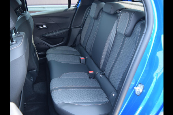 Peugeot e-208 EV Allure 51 kWh | WARMTEPOMP | NAVIGATION PACK | VISION PACK | DRIVE ASSIST PLUS PACK | ACTIEPRIJS!