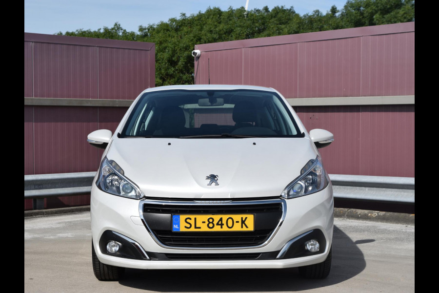 Peugeot 208 1.2 PureTech Blue Lion | AIRCO | CRUISE CONTROL | NAVIGATIE | BLUETOOTH | PARKEERSENSOREN | 80.906 KM
