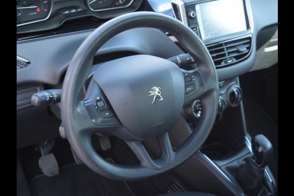 Peugeot 208 1.2 PureTech Blue Lion | AIRCO | CRUISE CONTROL | NAVIGATIE | BLUETOOTH | PARKEERSENSOREN | 80.906 KM