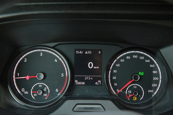 Volkswagen Transporter 2.0 TDI L2H1 Automaat 150PK / Camera / App connect / Navi