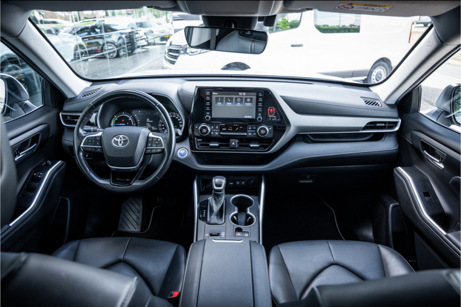 Toyota highlander 2.5 AWD Hybrid Business ** Leder ** Trekhaak ** 7-persoons!! 2.000kg trekgewicht!!