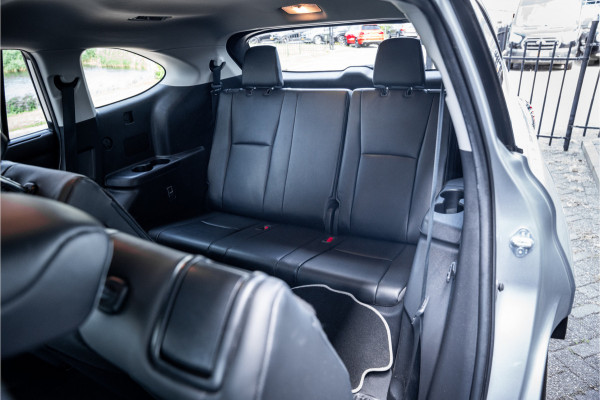 Toyota highlander 2.5 AWD Hybrid Business ** Leder ** Trekhaak ** 7-persoons!! 2.000kg trekgewicht!!
