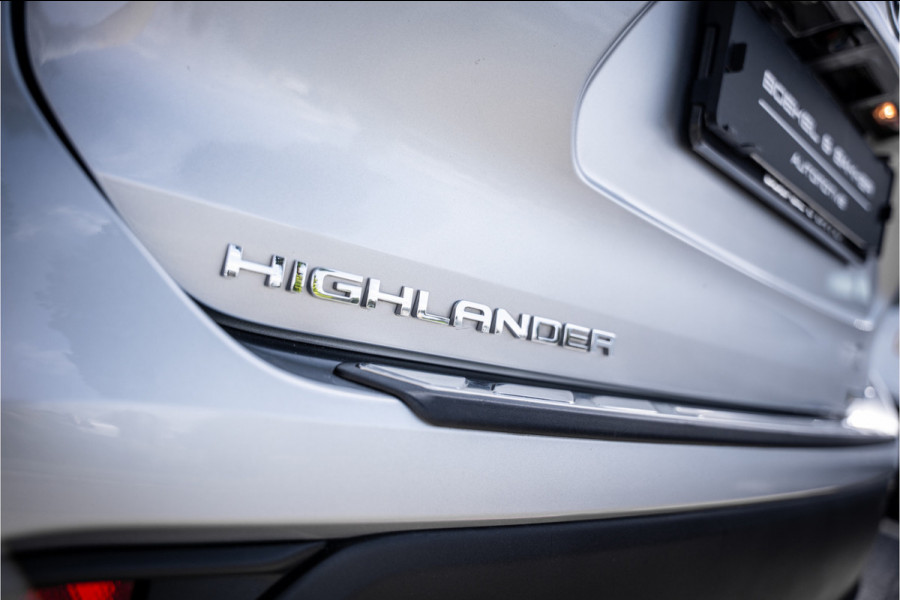 Toyota highlander 2.5 AWD Hybrid Business ** Leder ** Trekhaak ** 7-persoons!! 2.000kg trekgewicht!!