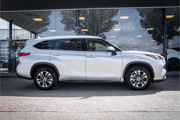 Toyota highlander 2.5 AWD Hybrid Business ** Leder ** Trekhaak ** 7-persoons!! 2.000kg trekgewicht!!