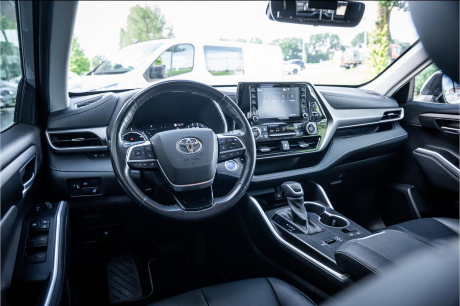 Toyota highlander 2.5 AWD Hybrid Business ** Leder ** Trekhaak ** 7-persoons!! 2.000kg trekgewicht!!