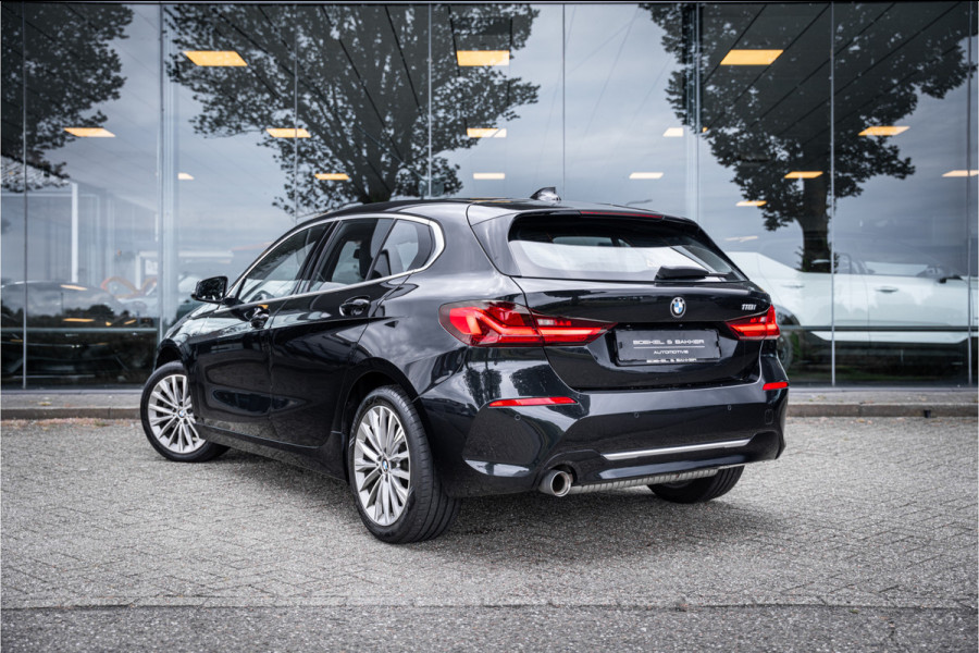 BMW 1-serie 118i Business Edition Plus ** Automaat ** Leder ** Carplay ** Stoelverwarming Alarm klasse 3 ** NL auto ** NAP!!