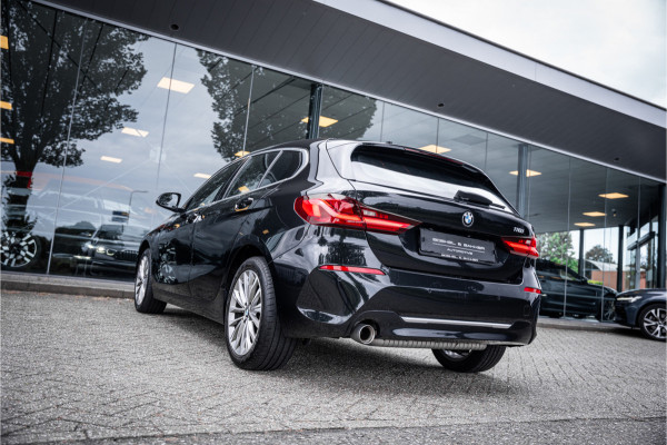 BMW 1-serie 118i Business Edition Plus ** Automaat ** Leder ** Carplay ** Stoelverwarming Alarm klasse 3 ** NL auto ** NAP!!