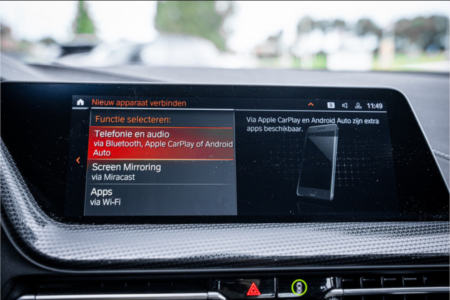 BMW 1-serie 118i Business Edition Plus ** Automaat ** Leder ** Carplay ** Stoelverwarming Alarm klasse 3 ** NL auto ** NAP!!