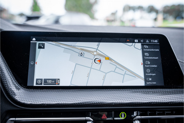 BMW 1-serie 118i Business Edition Plus ** Automaat ** Leder ** Carplay ** Stoelverwarming Alarm klasse 3 ** NL auto ** NAP!!
