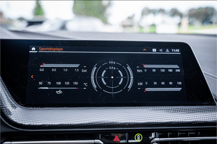 BMW 1-serie 118i Business Edition Plus ** Automaat ** Leder ** Carplay ** Stoelverwarming Alarm klasse 3 ** NL auto ** NAP!!