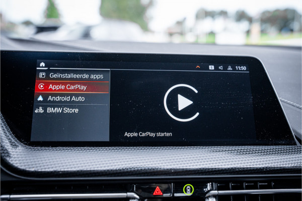 BMW 1-serie 118i Business Edition Plus ** Automaat ** Leder ** Carplay ** Stoelverwarming Alarm klasse 3 ** NL auto ** NAP!!
