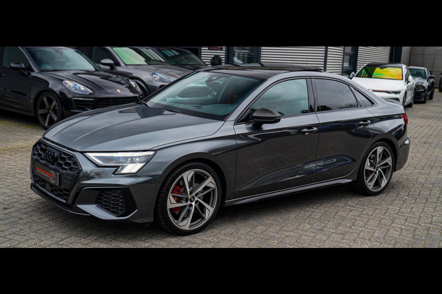 Audi S3 Limousine 2.0 TFSI S3 Quattro | Massage stoelen | Virtual | RS Zetels | Panorama | Bang&Olufsen | Adpatieve cruise | HuD |