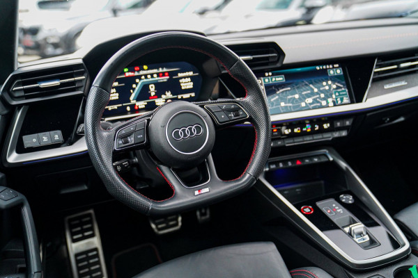 Audi S3 Limousine 2.0 TFSI S3 Quattro | Massage stoelen | Virtual | RS Zetels | Panorama | Bang&Olufsen | Adpatieve cruise | HuD |
