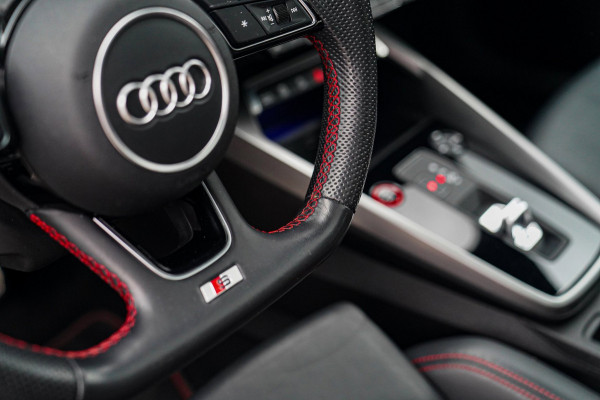 Audi S3 Limousine 2.0 TFSI S3 Quattro | Massage stoelen | Virtual | RS Zetels | Panorama | Bang&Olufsen | Adpatieve cruise | HuD |