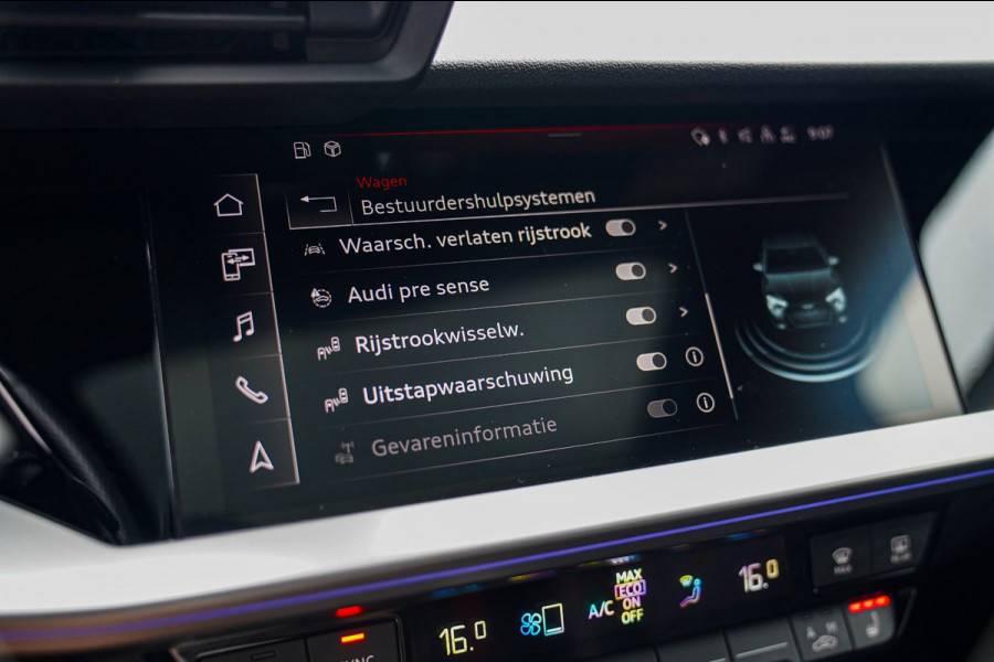 Audi S3 Limousine 2.0 TFSI S3 Quattro | Massage stoelen | Virtual | RS Zetels | Panorama | Bang&Olufsen | Adpatieve cruise | HuD |