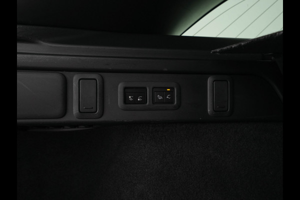 Land Rover Range Rover Velar 3.0 D300 R-Dynamic SE Mild-Hybrid (INCL-BTW) Aut. *PANO | LEATHER-ALCANTARA | FULL-LED | MEMORY-PACK |  DIGI-COCKPIT | KEYLESS | HEATED-COMFORTSEATS | PRIVACY-GLASS | SHIFTPADDLES | TOPVIEW | NAVI-FULLMAP | HEAD-UP | ...