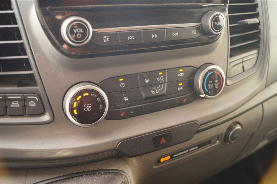 Ford Transit Custom 2.0 TDCI 130pk L2-H1 340 Edition -NAVI-LEER-CAM-