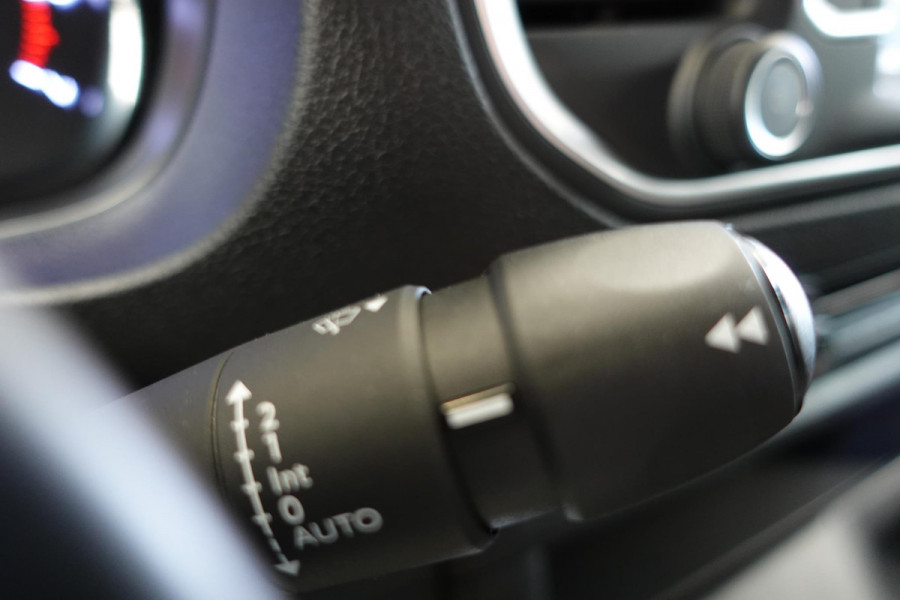 Peugeot Expert 2.0 BlueHDI 145PK L3 Automaat Automaat Airco Cruise Control Navigatie Apple Carplay/ Android Auto Trekhaak Parkeersensor achter